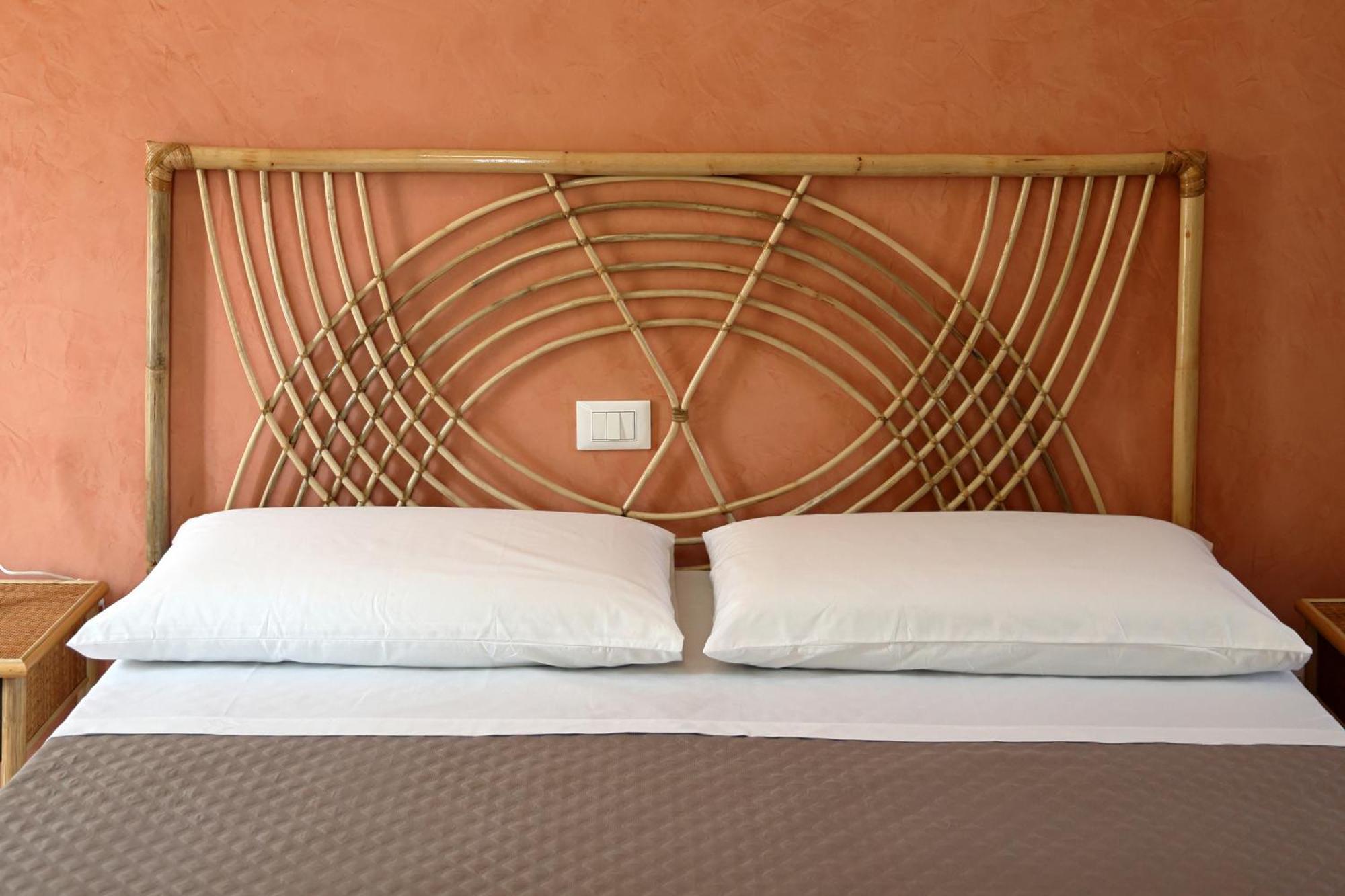 Hotel Della Piazza ปิซโซ ภายนอก รูปภาพ