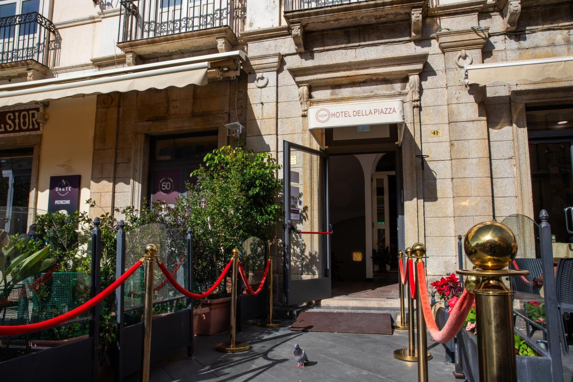 Hotel Della Piazza ปิซโซ ภายนอก รูปภาพ