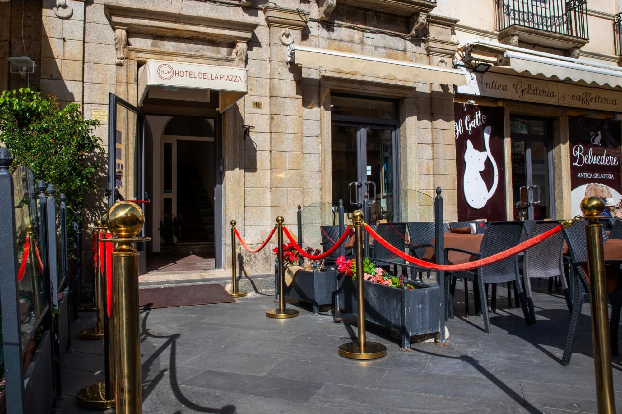 Hotel Della Piazza ปิซโซ ภายนอก รูปภาพ